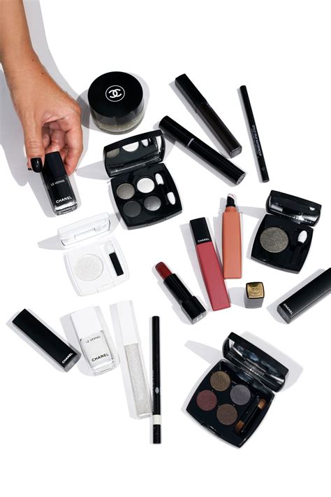 chanel make up herfst 2019|Chanel Beauty's Fall/Winter 2019 Makeup Collection Celebrates .